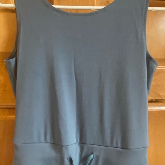 Brand new jumper - Picture 2 of 3